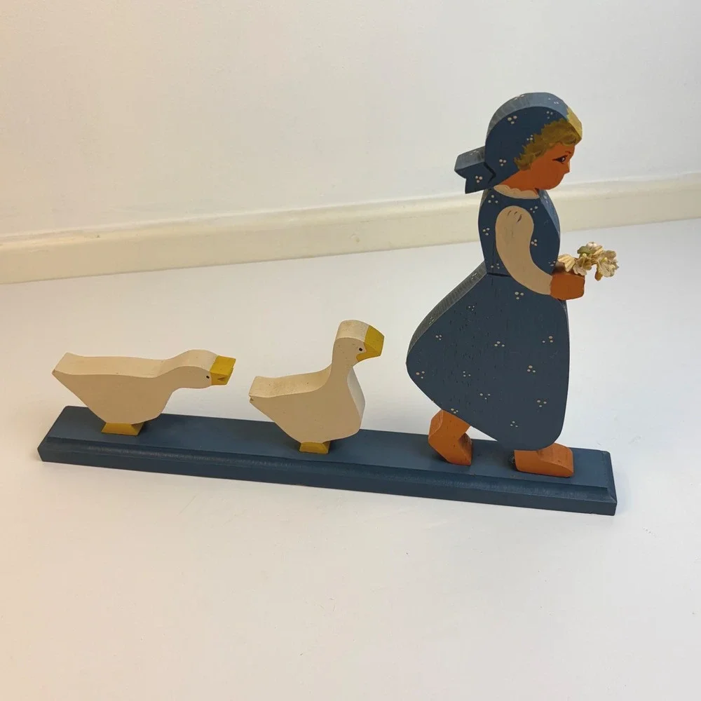 VTG Country‎ Feelings Wooden Folk Art Girl With Geese Primitive Country Decor